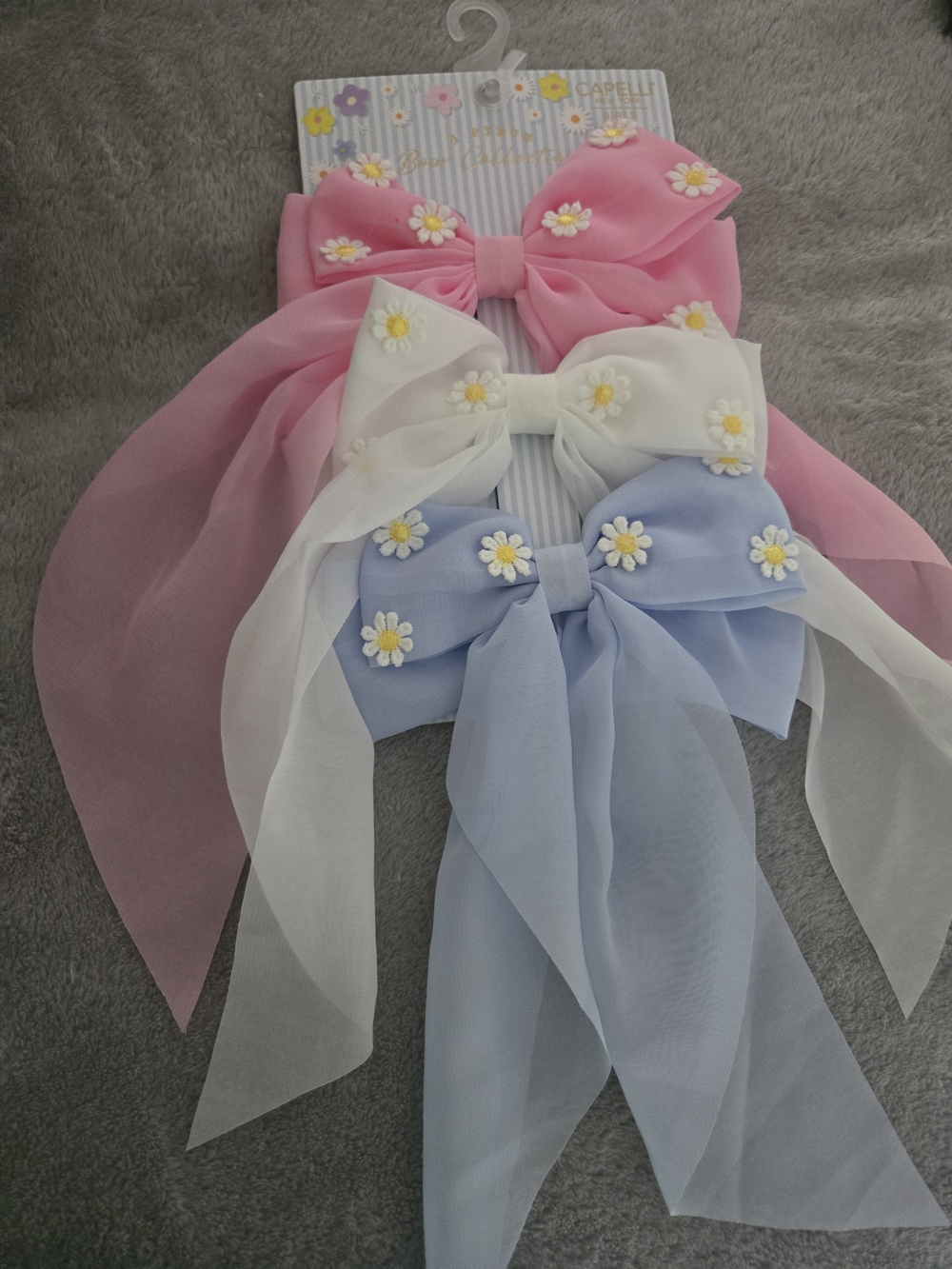Set of 3 Daisy Bow Hair Clips — Pink, White, Blue - Picture 4 of 5